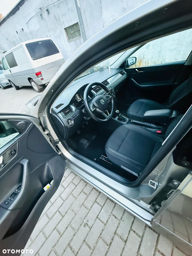 Skoda RAPID - 6
