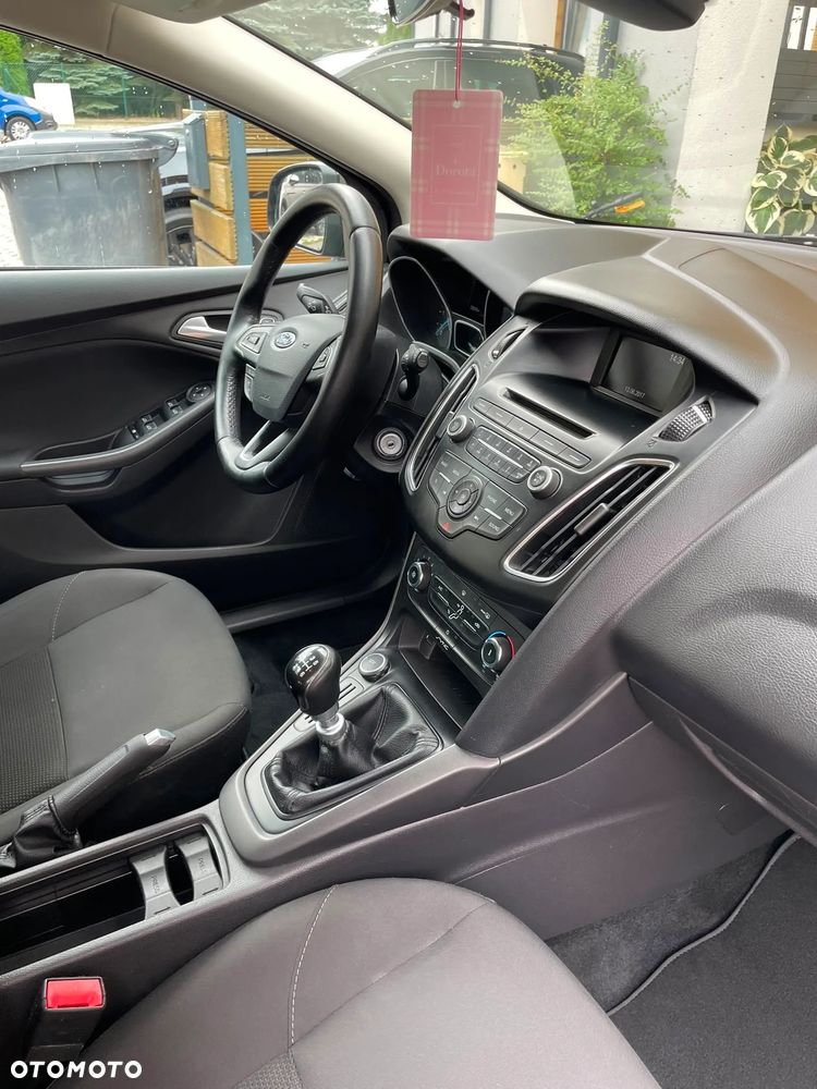 Ford Focus 1.5 TDCi SYNC Edition - 8