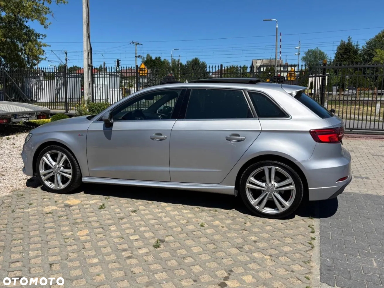 Audi A3 35 TDI S Line S tronic - 14