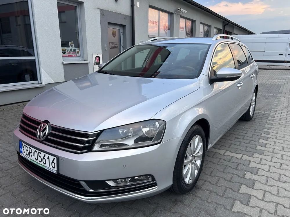 Volkswagen Passat - 2