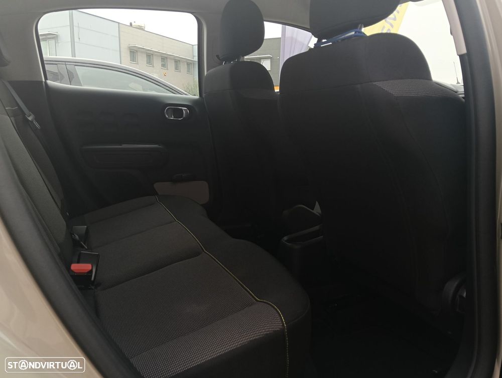 Citroën C3 1.2 PureTech Plus - 24