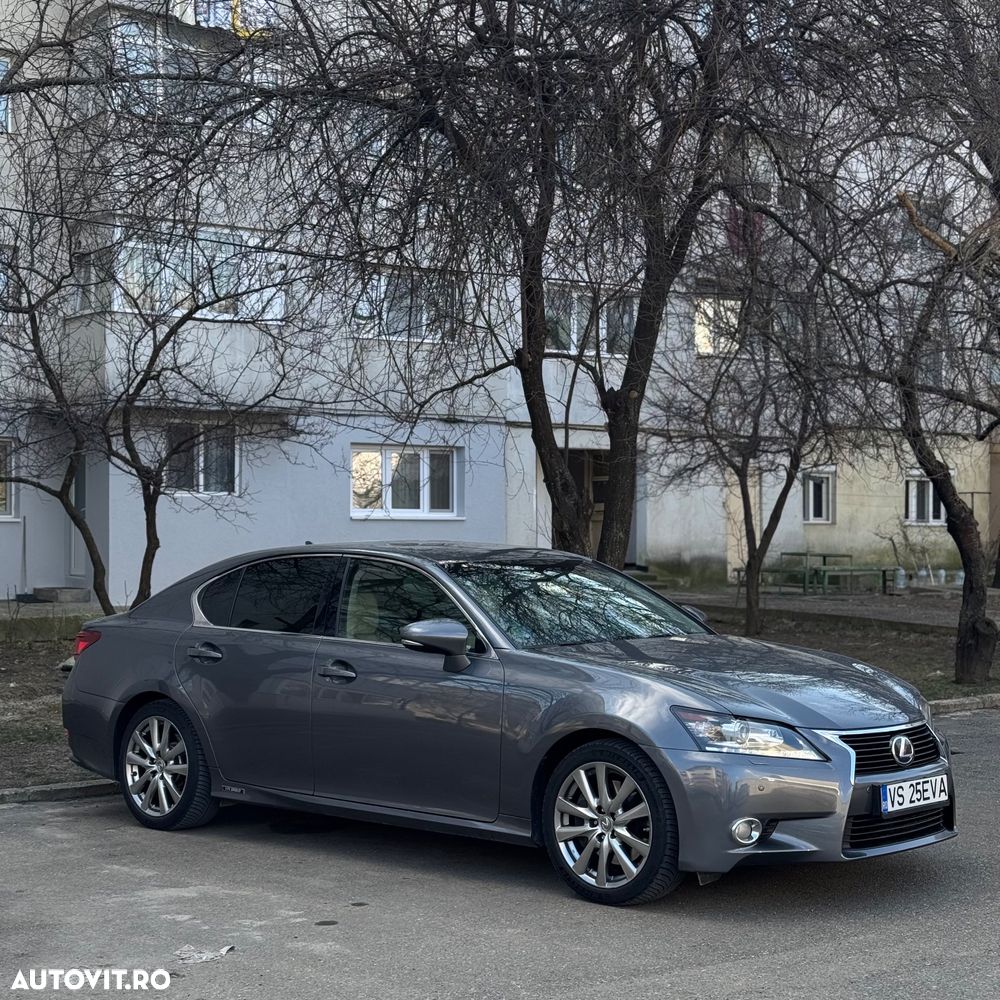 Lexus Seria GS - 1
