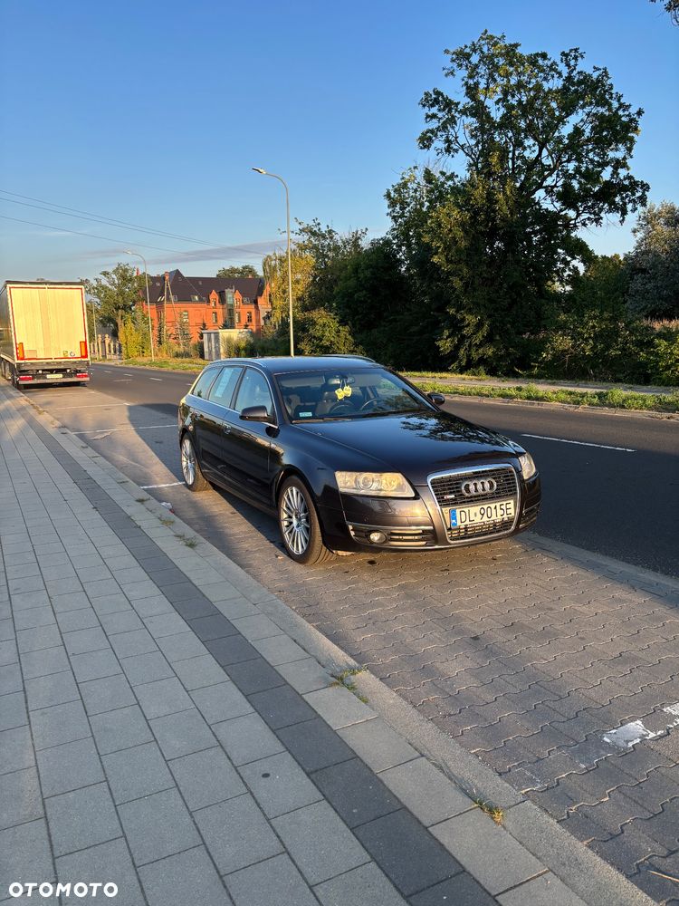 Audi A6 Avant - 1