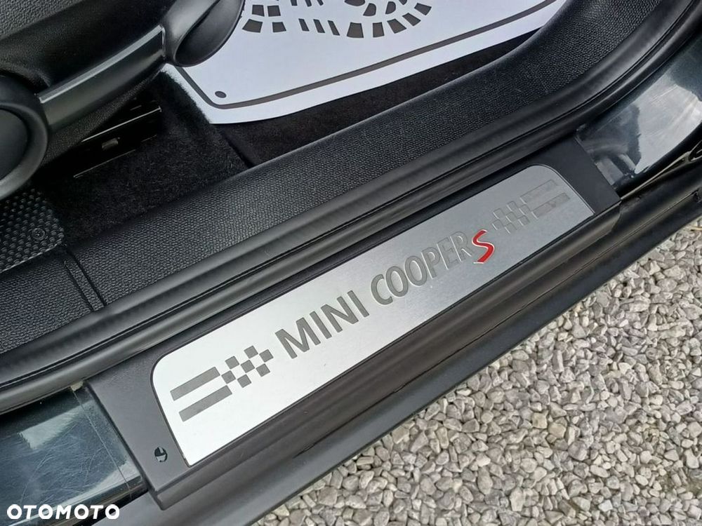 MINI Cooper S - 24