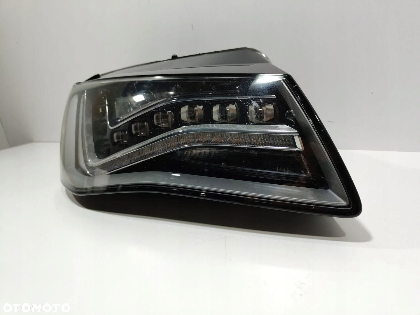 Audi A8 S8 D4 4H LAMPA PRAWY PRZÓD ŁADNA DO NEGO - 3
