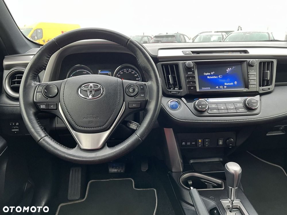 Toyota RAV4 Hybrid Premium 4x4 - 11
