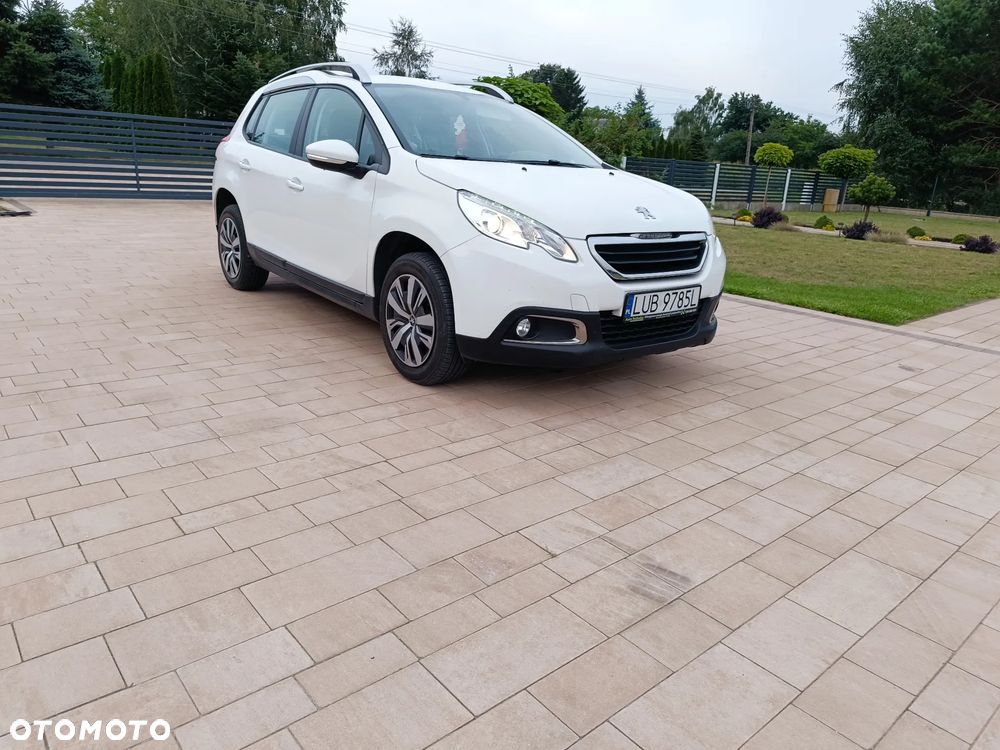 Peugeot 2008 1.2 Pure Tech Style - 13