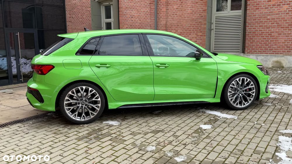 Audi RS3 Sportback - 12