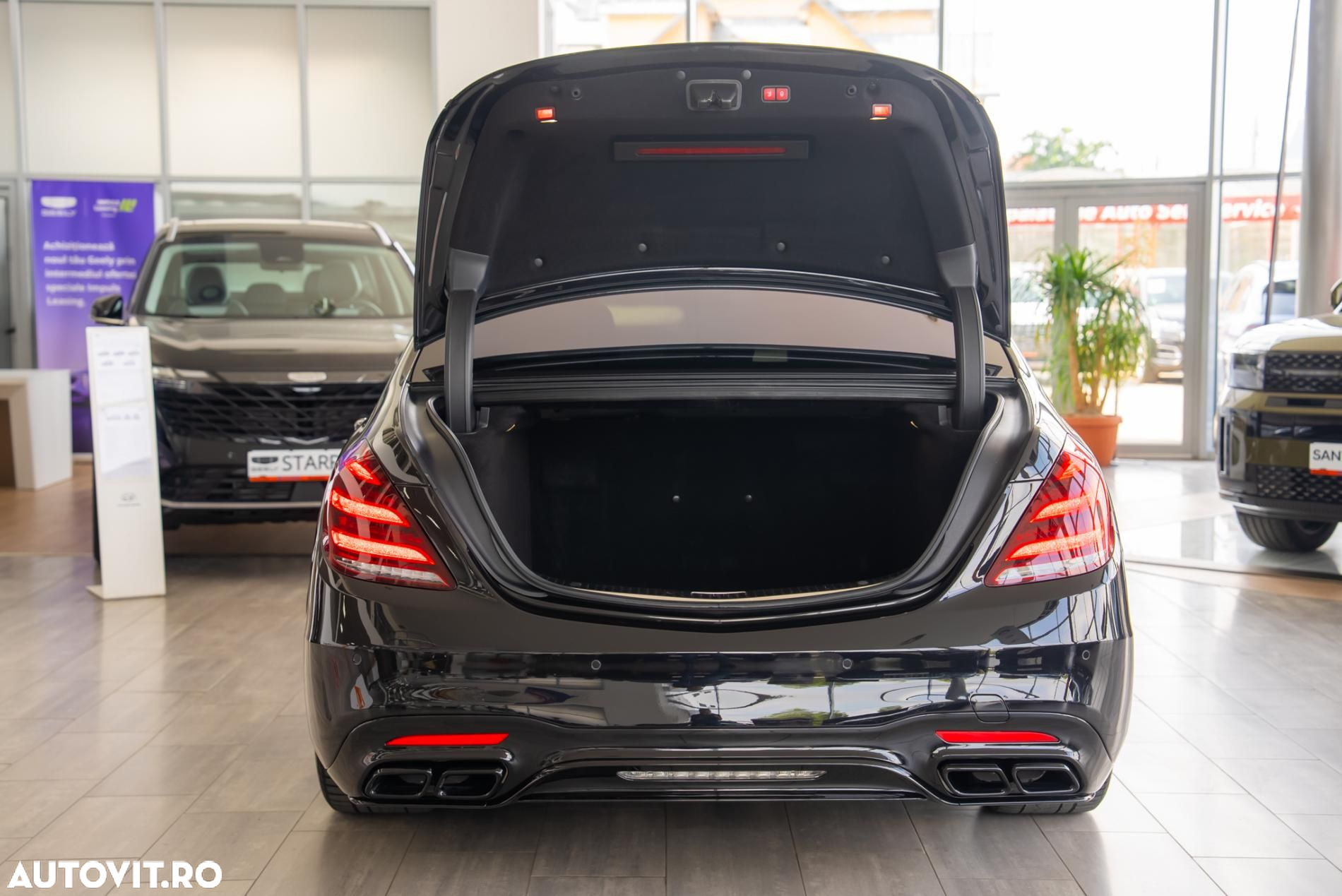 Mercedes-Benz S 560 4MATIC Long Aut. - 23