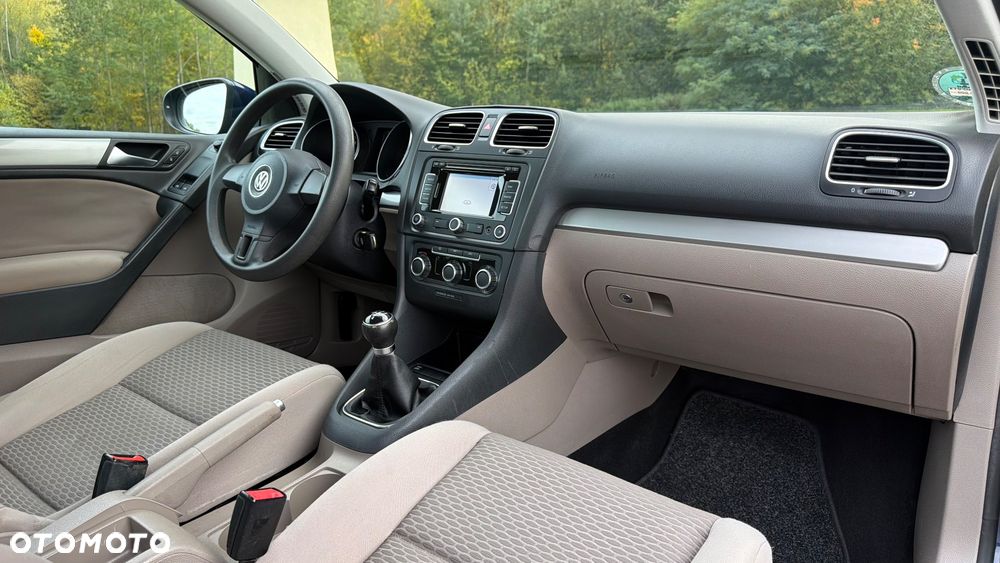 Volkswagen Golf - 16