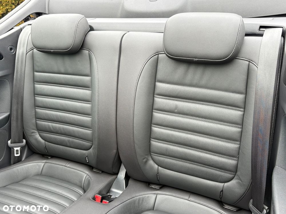 Volkswagen Beetle 1.4 TSI Blue Motion Technologie Design - 14