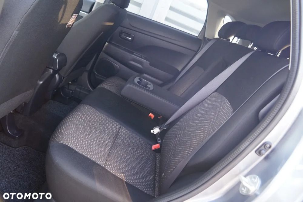 Mitsubishi ASX 1.6 DID Invite AS&G - 32