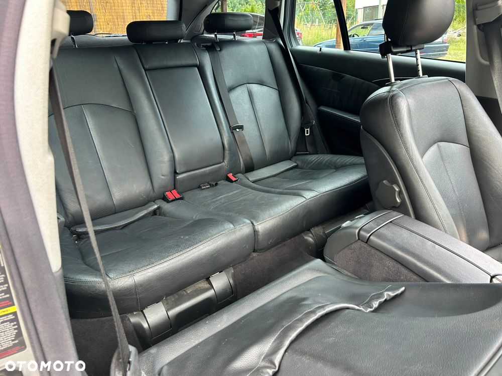 Mercedes-Benz Klasa E 320 CDI Avantgarde - 32