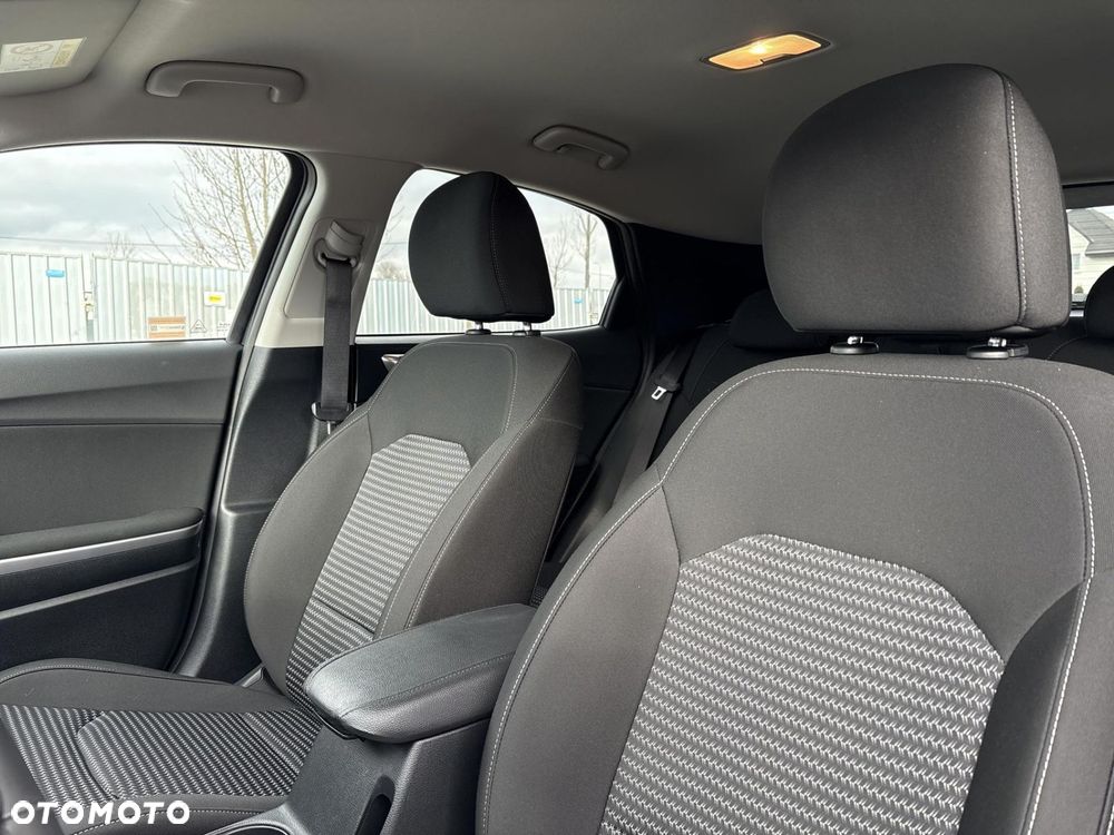 Kia XCeed 1.5 T-GDI M - 12