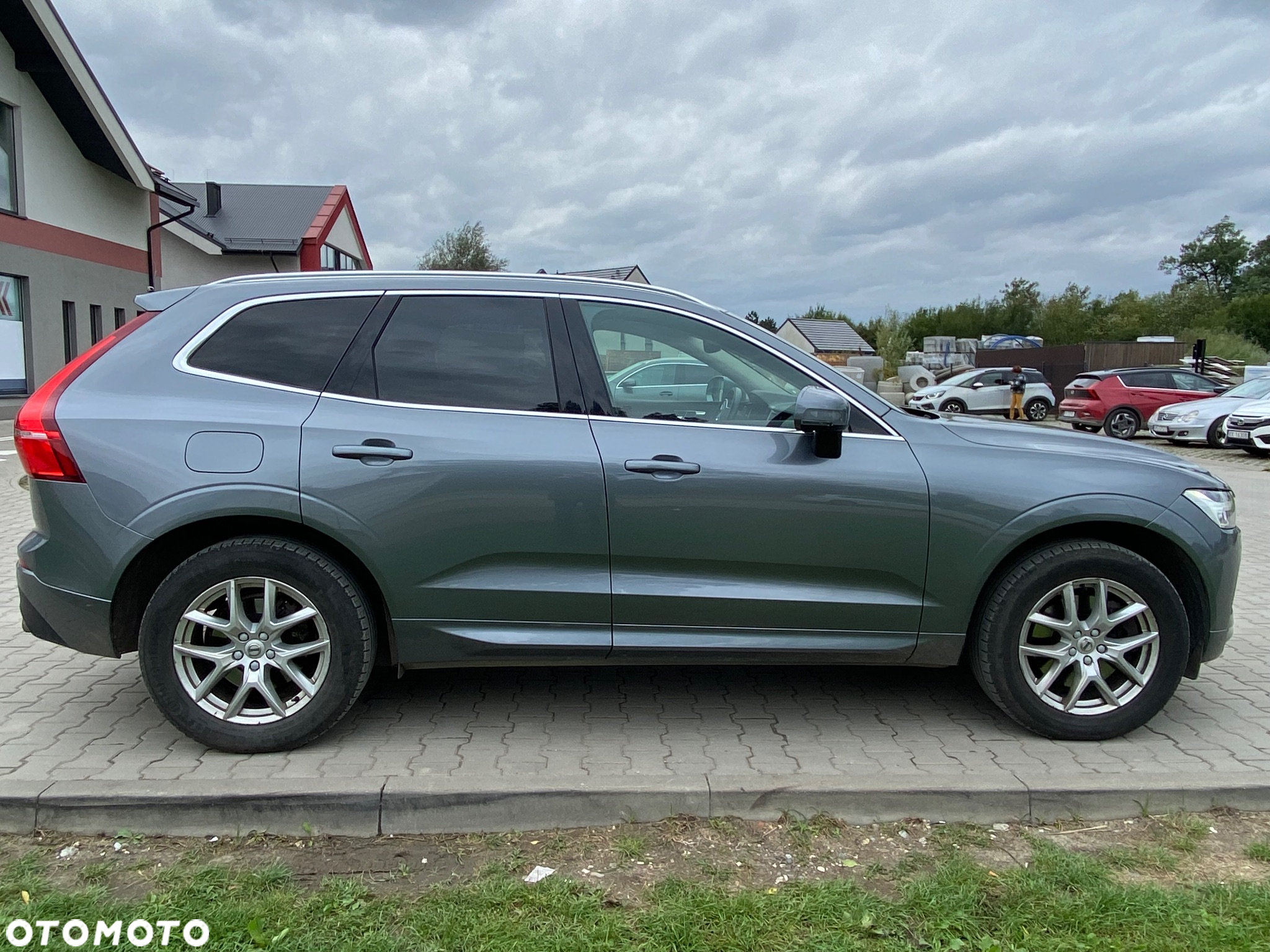 Volvo XC 60 D4 AWD Momentum - 3
