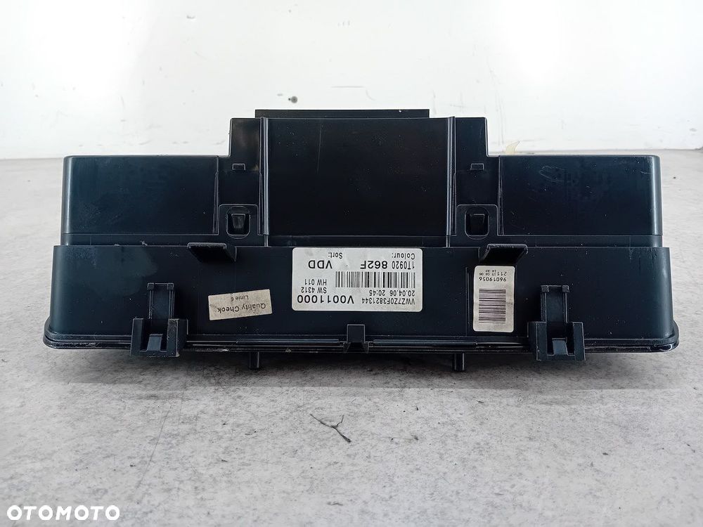 LICZNIK VW TOURAN I 1T0920862F V0011000 1.9 TDI - 7