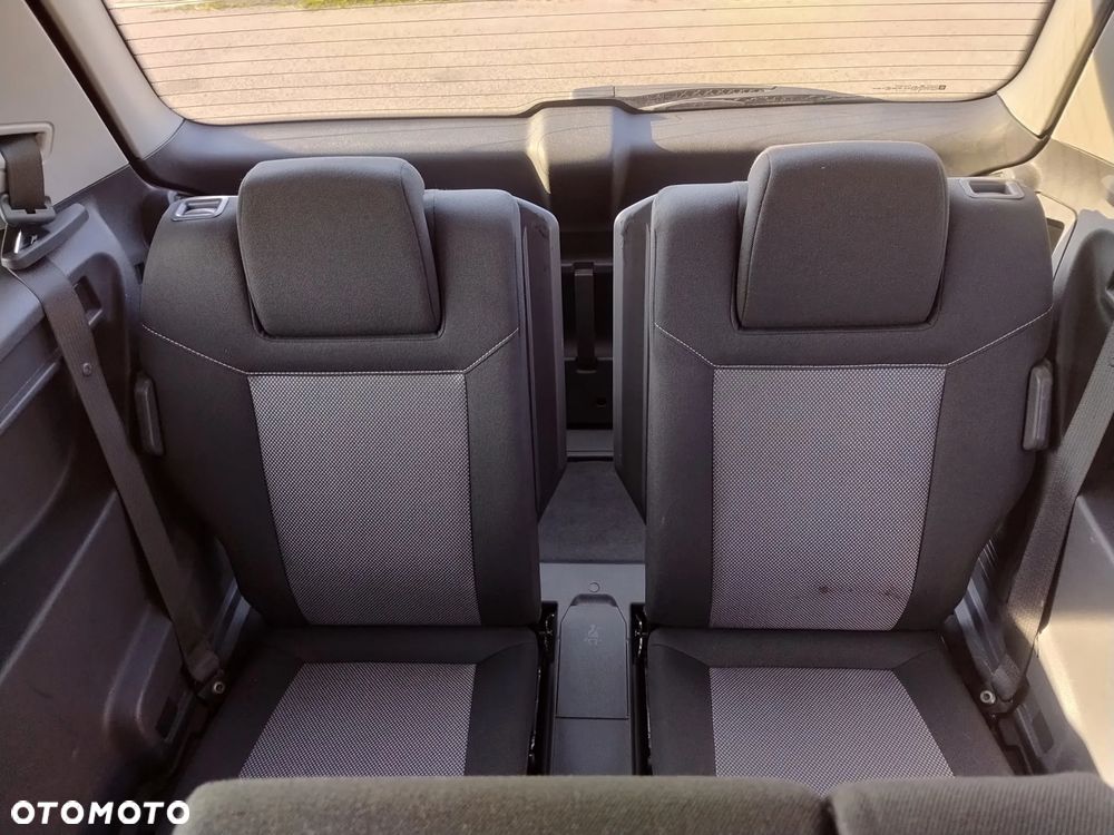 Opel Zafira - 19