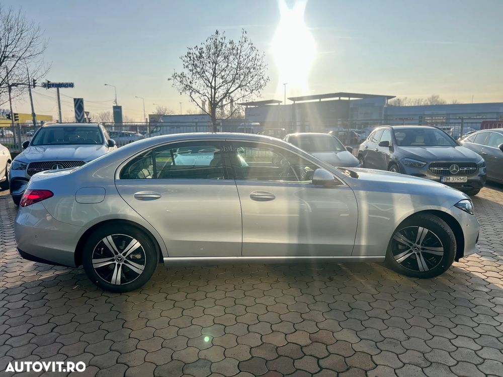 Mercedes-Benz C - 6