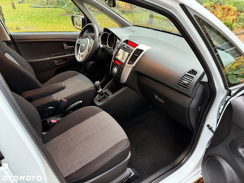 Kia Venga 1.6 CVVT Spirit - 11