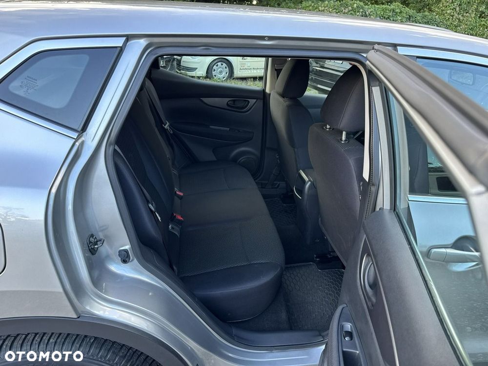 Nissan Qashqai - 16