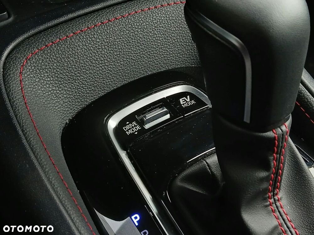 Toyota Corolla 1.8 Hybrid GR Sport - 25