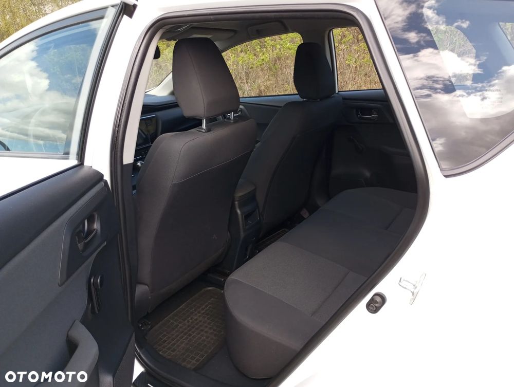 Toyota Auris 1.6 Active - 6