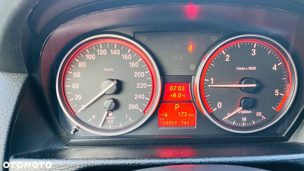 BMW X1 sDrive18d xLine - 17