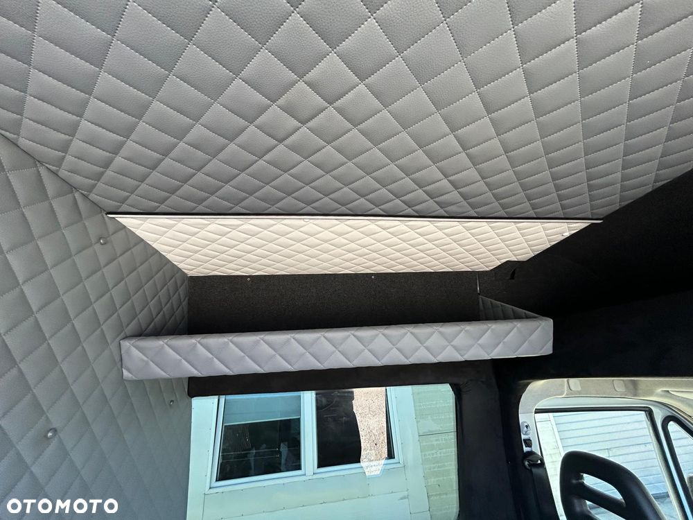 Iveco Daily 35S18 - 21