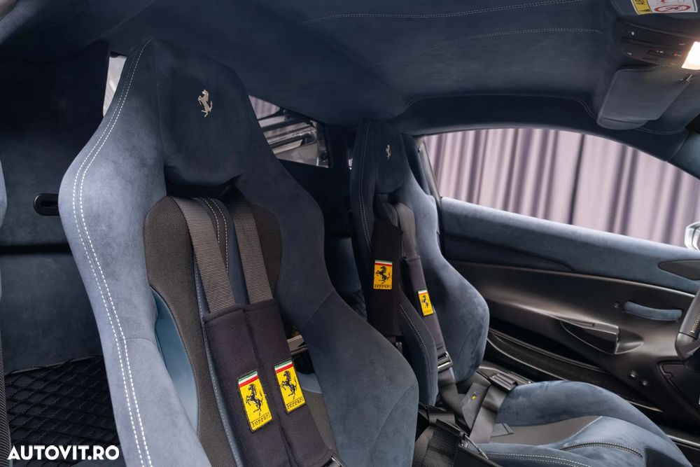 Ferrari 488 GTB - 39