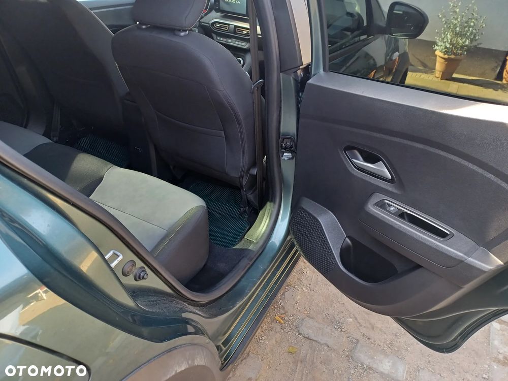 Dacia Sandero Stepway 1.0 TCe Extreme CVT - 24