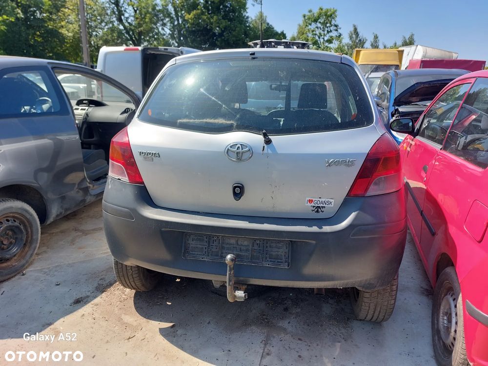Zderzak TOYOTA YARIS 2 1,4D 09R. maska,lampy,drzwi,klapa..... - 3