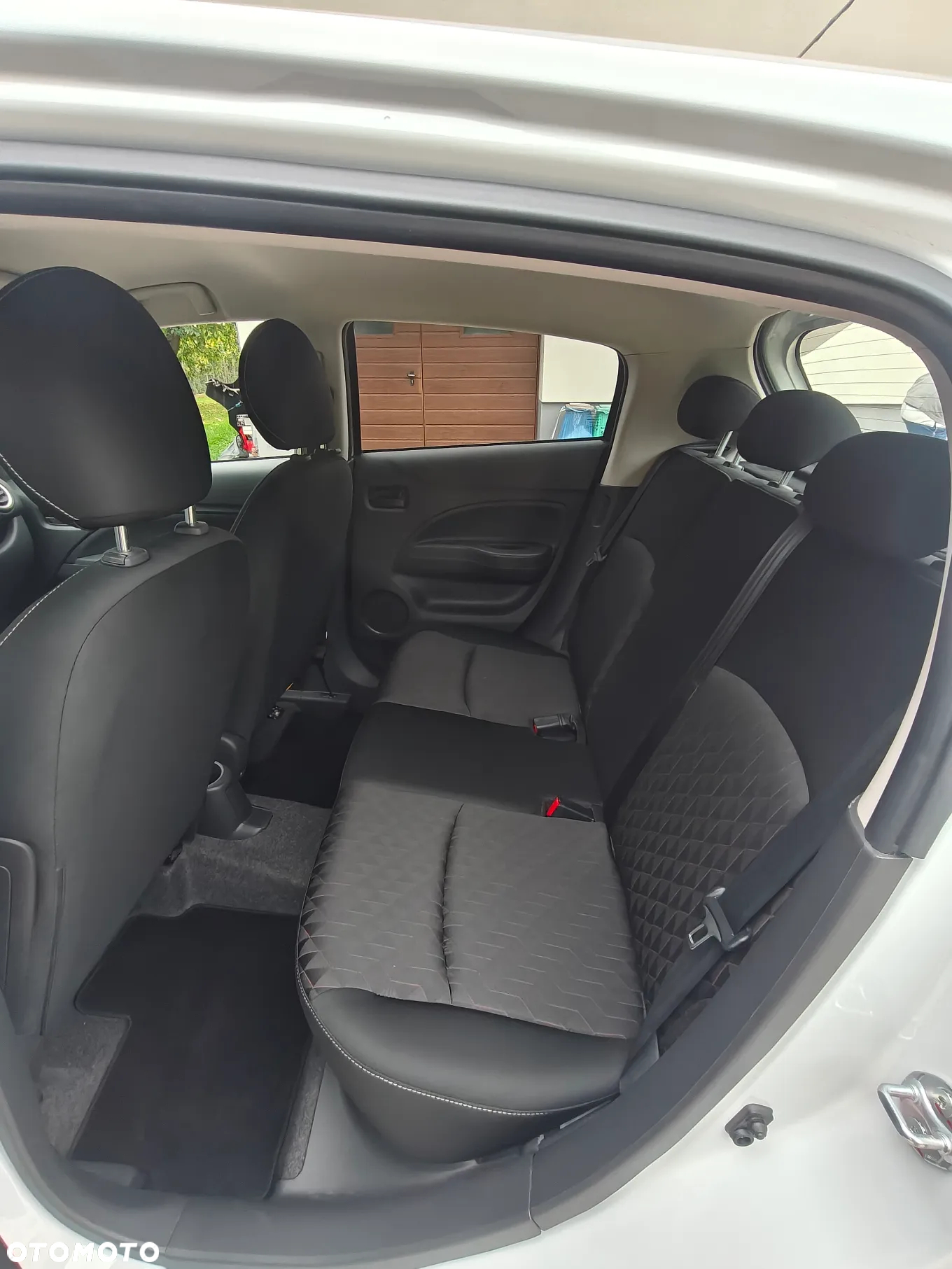 Mitsubishi Space Star AS&G 1.2 CVT Top - 10