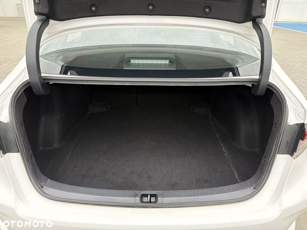 Toyota Corolla 1.5 Active - 14