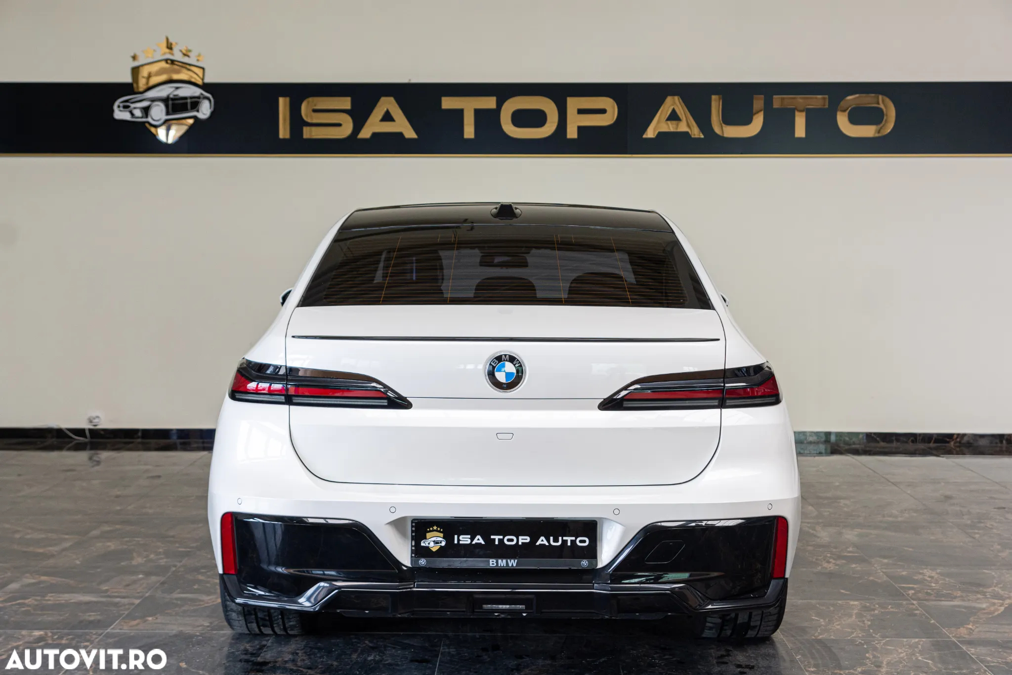 BMW Seria 7 740d xDrive MHEV - 33