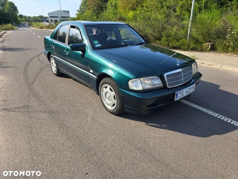 Mercedes-Benz Klasa C 180 Classic - 5