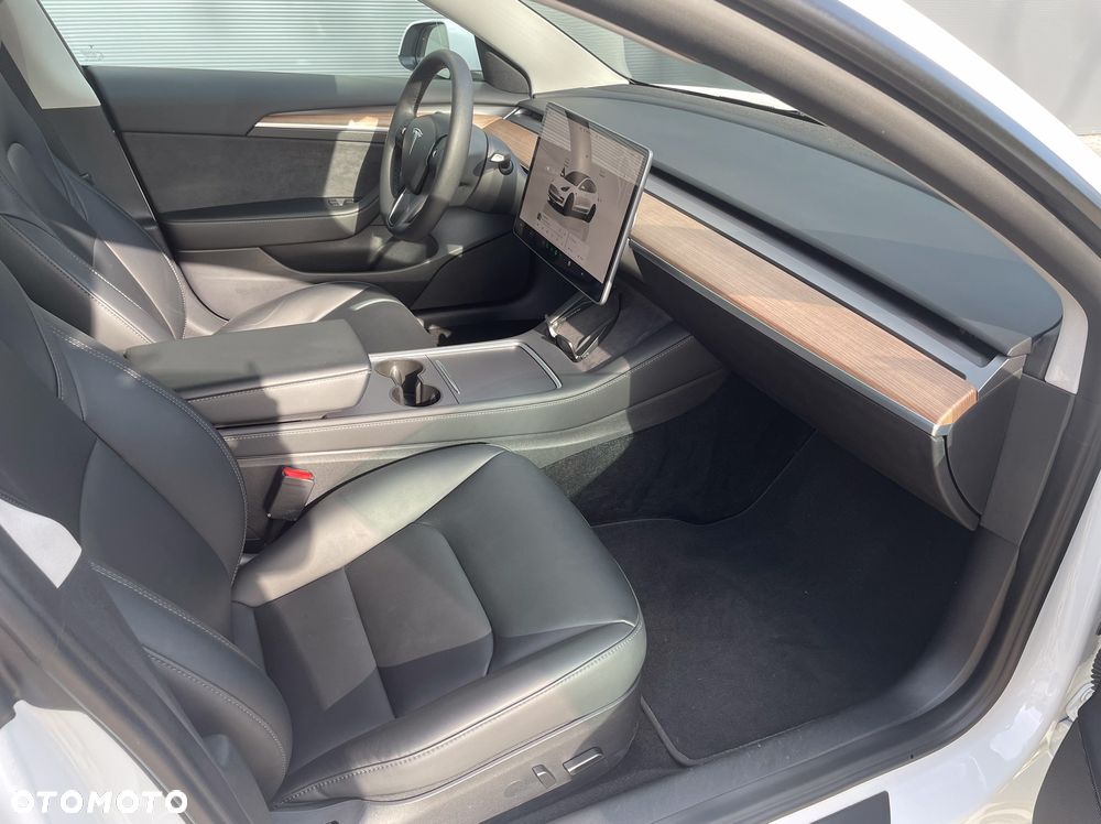 Tesla Model 3 Performance AWD - 5