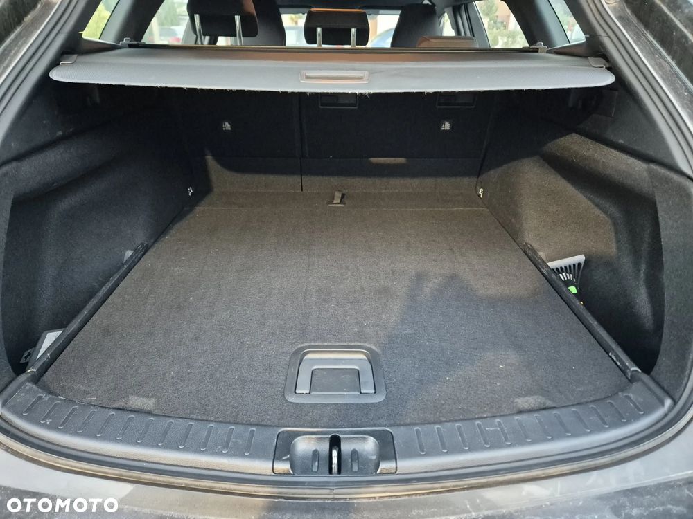 Toyota Corolla 1.8 Hybrid Comfort - 7