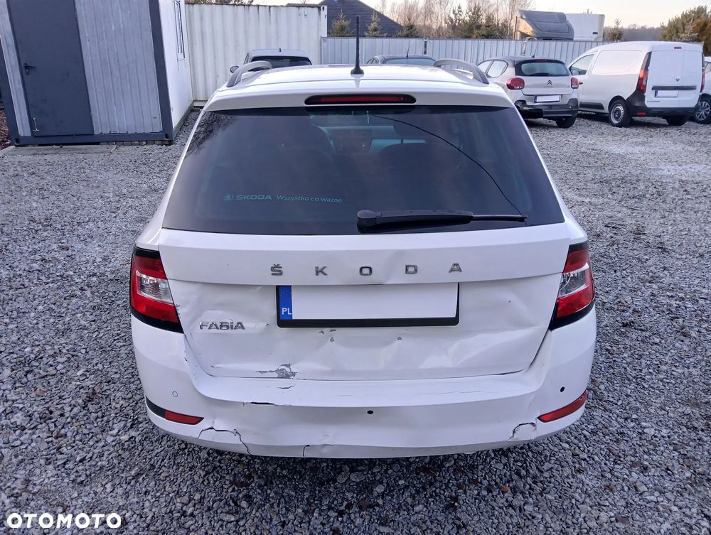 Skoda Fabia 1.0 TSI Ambition - 6