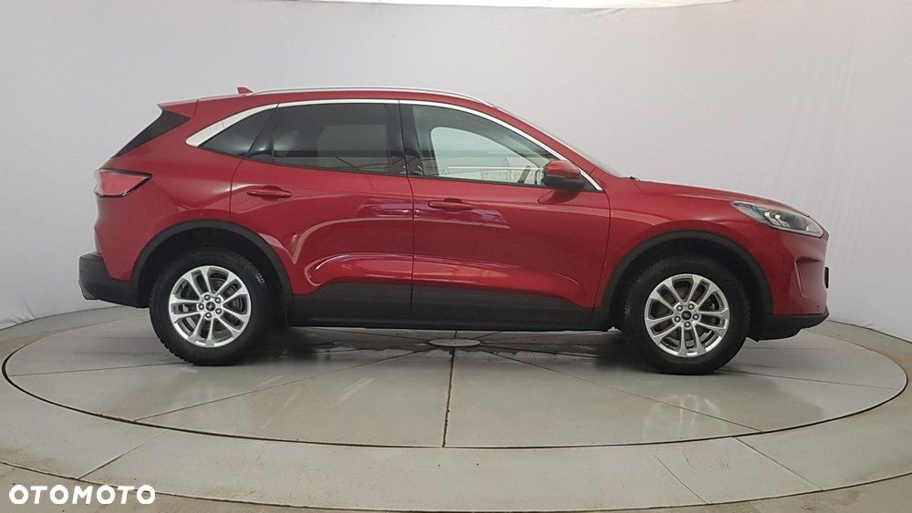 Ford Kuga - 8