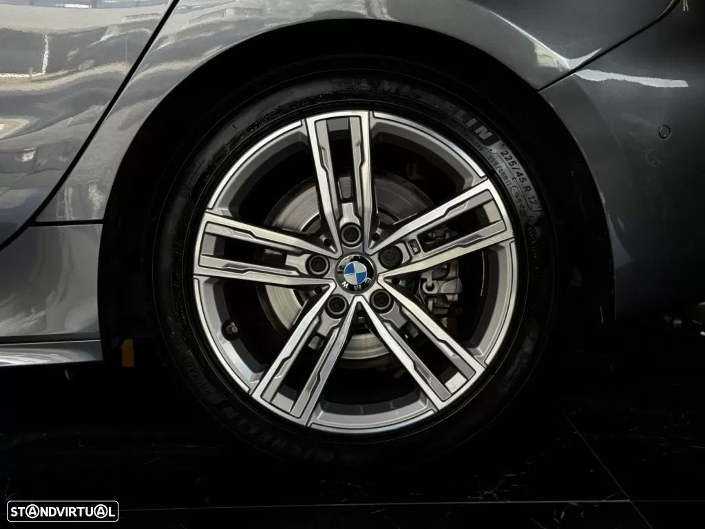 BMW 116 d Pack M Auto - 16