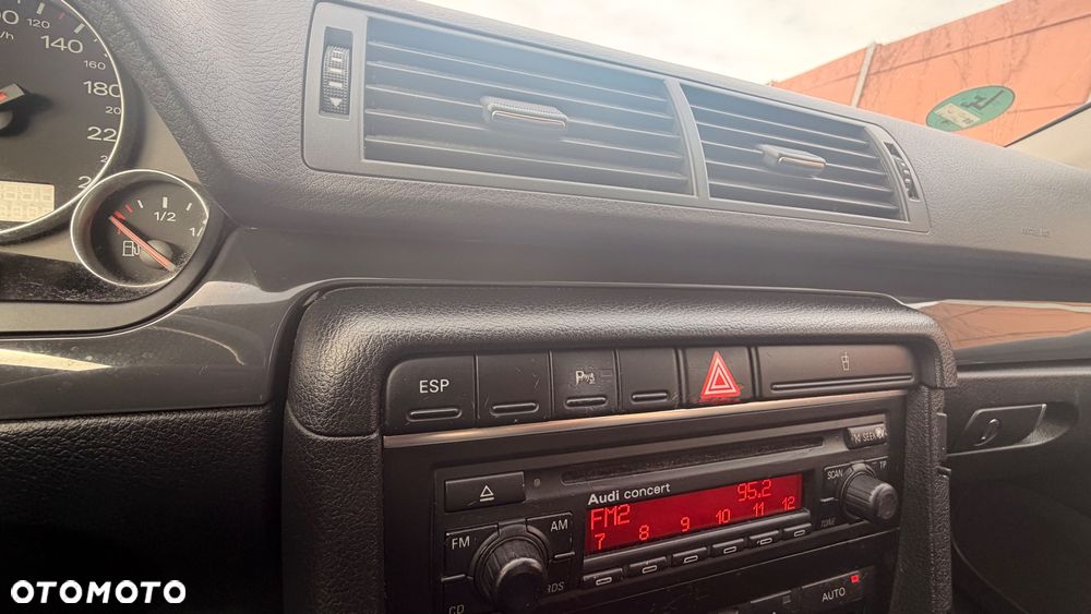 Audi A4 Limousine 2 - 18