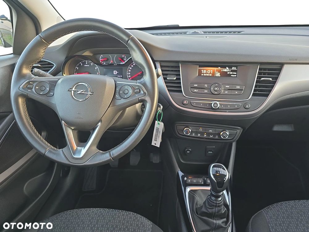 Opel Crossland X - 24