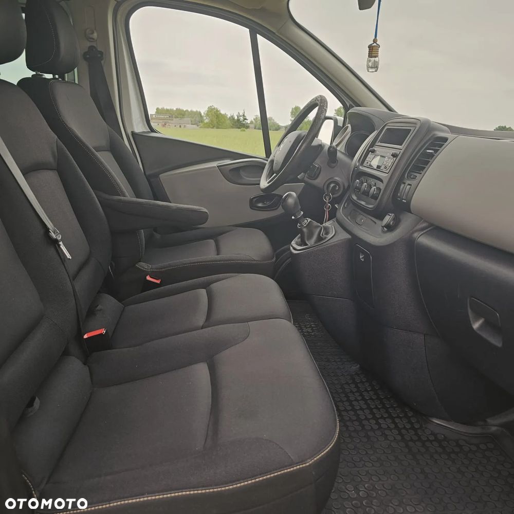 Renault TRAFIC - 7