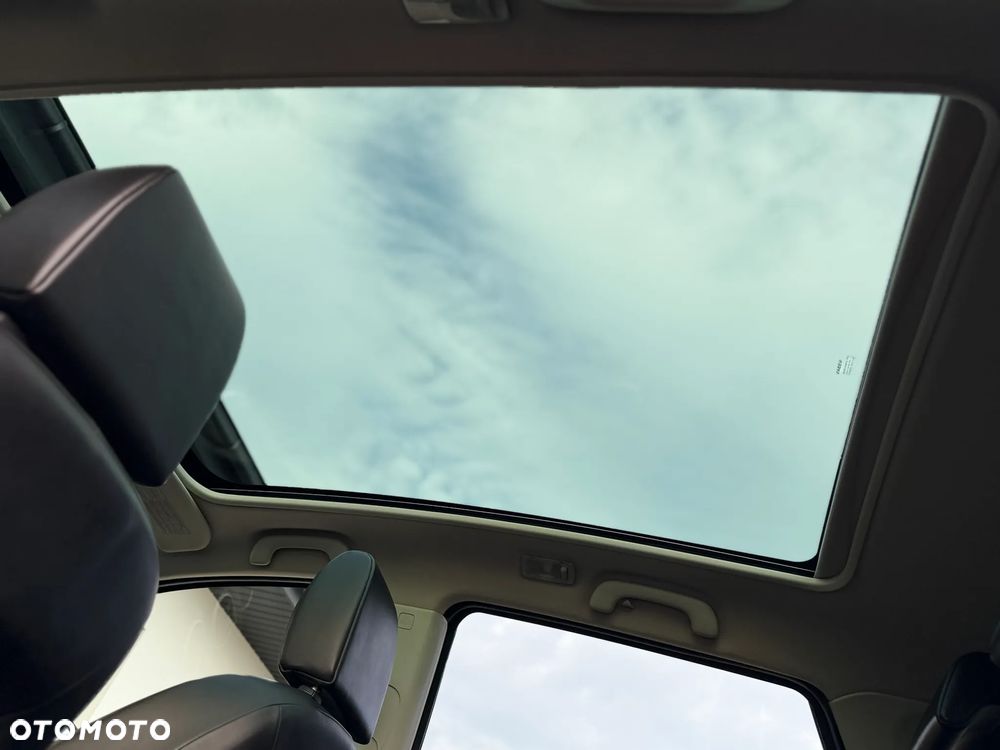 Nissan Qashqai+2 2.0 Tekna Premium - 25