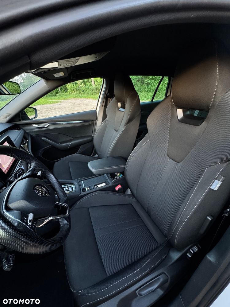 Skoda Octavia 2.0 TDI Style DSG - 2