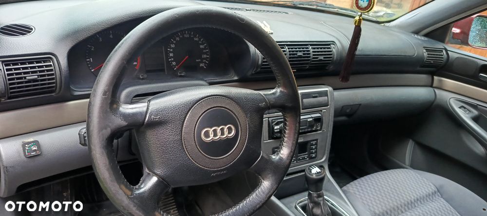 Audi A4 Avant 1.8 - 15