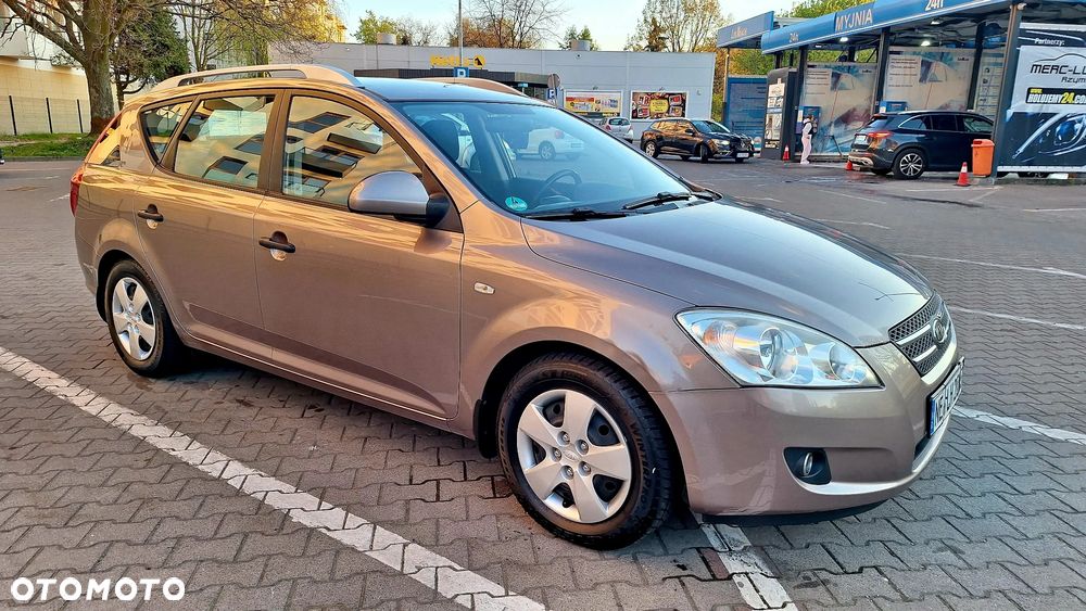Kia Ceed 1.4 CVVT LX Basis - 8