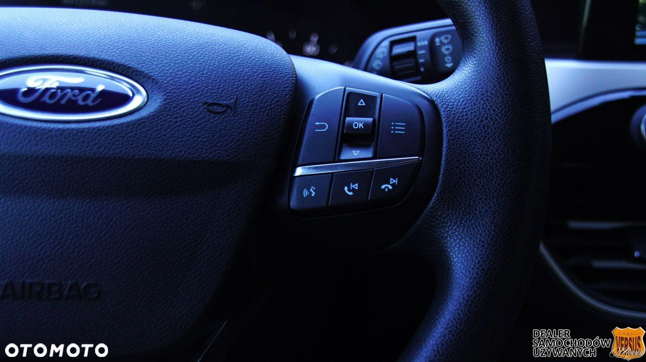 Ford Kuga - 35
