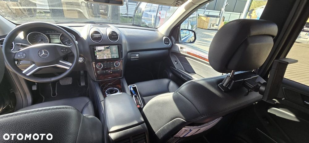 Mercedes-Benz ML 500 4-Matic - 10