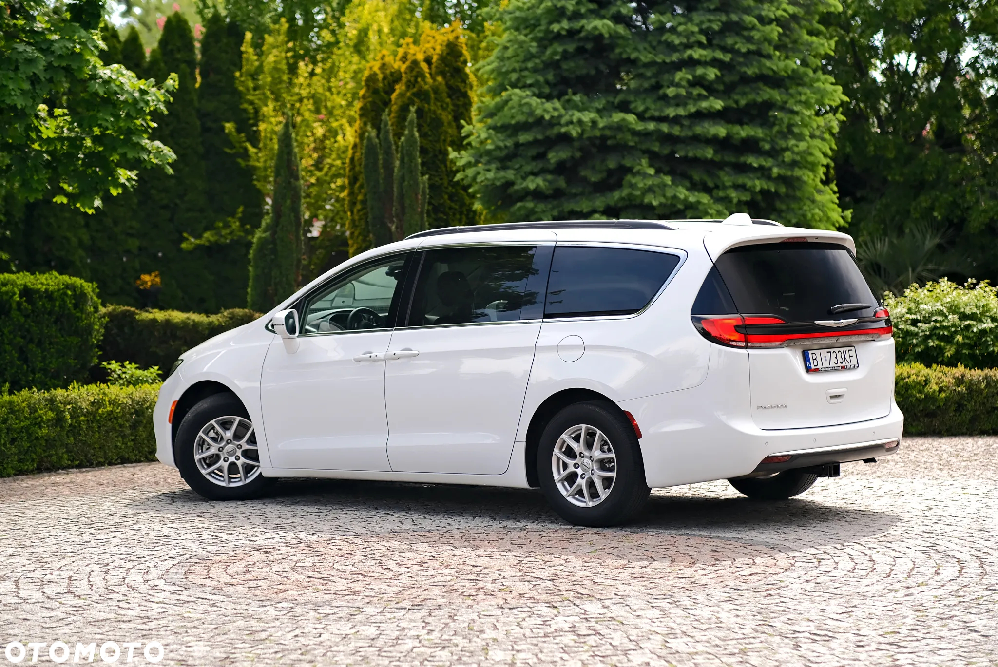 Chrysler Pacifica - 7